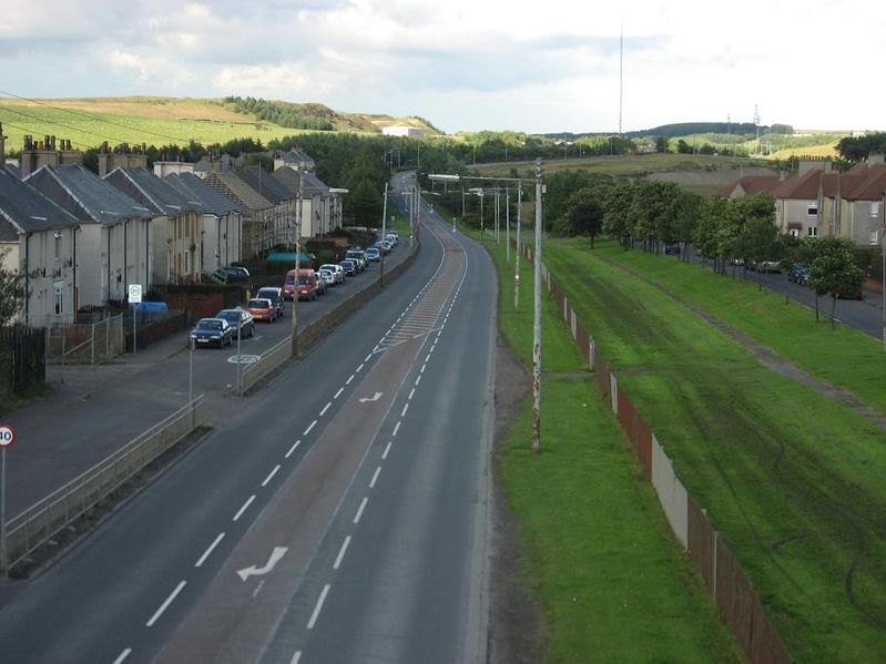 File:Old A8 (B7066) Salsburgh, from pedestrian bridge July 07 - Coppermine - 14167.JPG