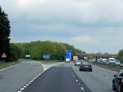Northbound M40, Exit at Junction 7 - Geograph - 3599725.jpg