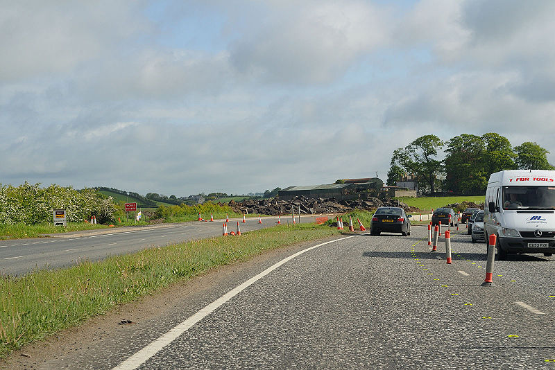 File:A1 north of Newry - Coppermine - 22297.jpg