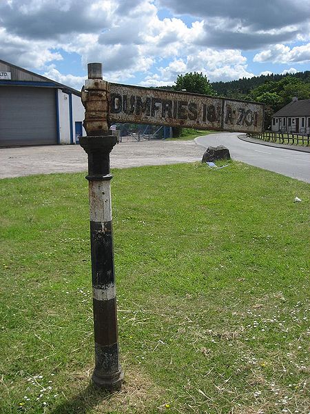 File:A701 Sign, Beattock - Coppermine - 18468.JPG