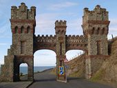 Gate - Marine Drive. Isle of Man - Geograph - 32197.jpg