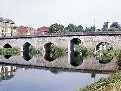 Bridge across the Avon - Geograph - 1640629.jpg