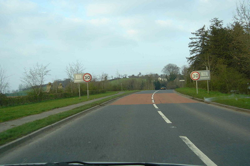 File:A13 entering Middletown, Co. Armagh - Coppermine - 21283.jpg