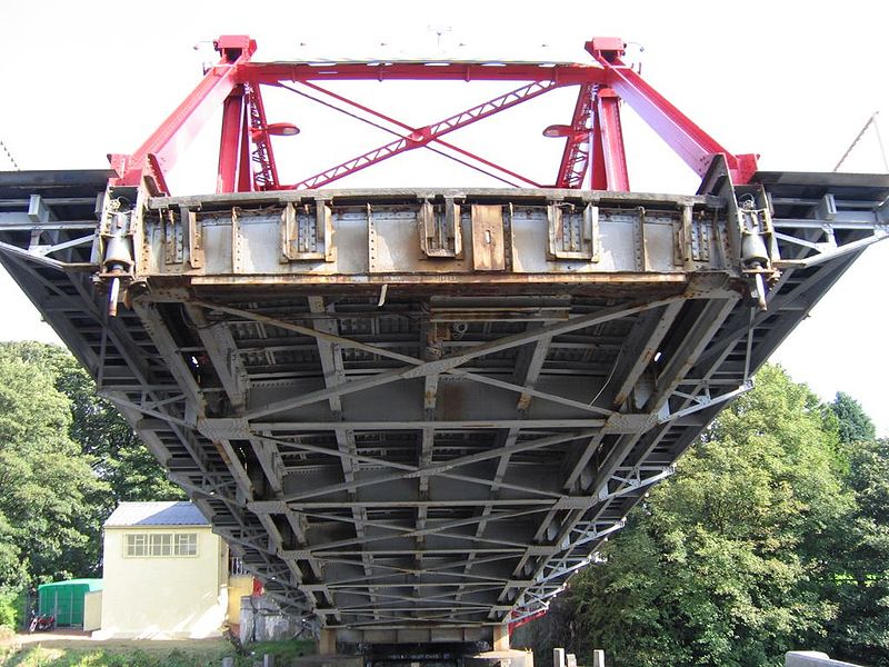File:Inchinnan Bascule Bridge - Coppermine - 7658.jpg