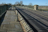 On Mythe Bridge, Tewkesbury - Geograph - 1125658.jpg