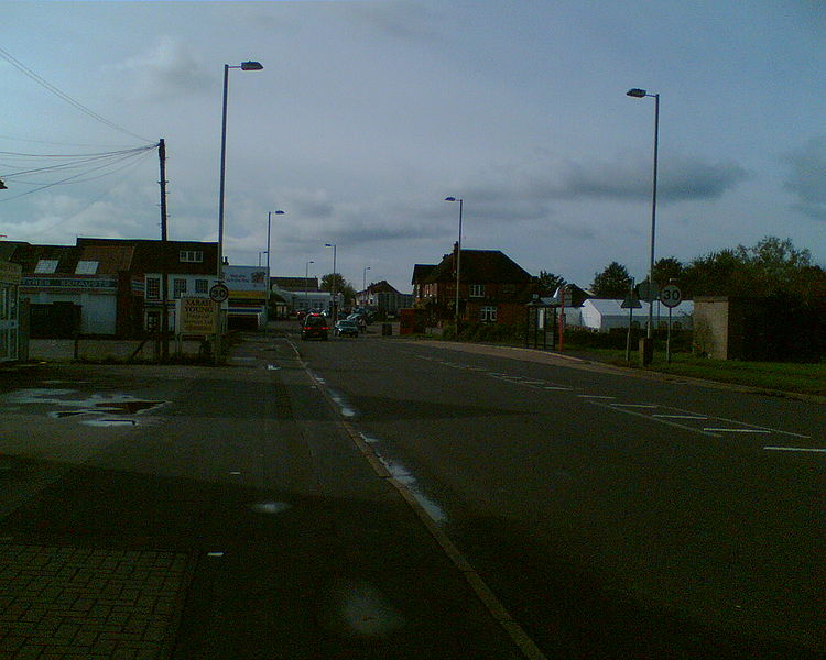 File:A36 Commercial Road, Totton - Coppermine - 8955.jpg
