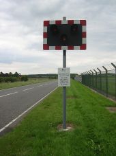 A18 Humberside Airport Runway WigWags - Coppermine - 13510.JPG