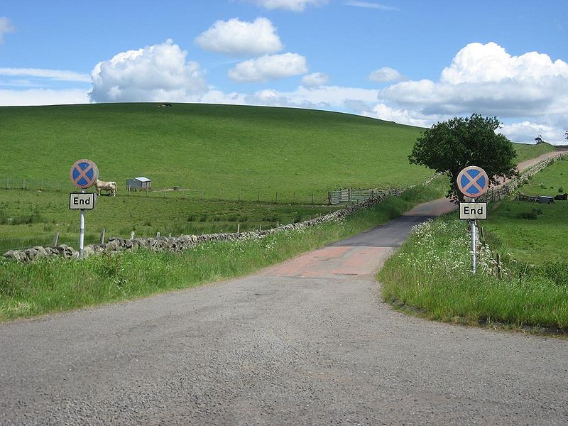 File:Old Clearway end signs, 1960s A74, Douglas Muir - Coppermine - 18614.JPG