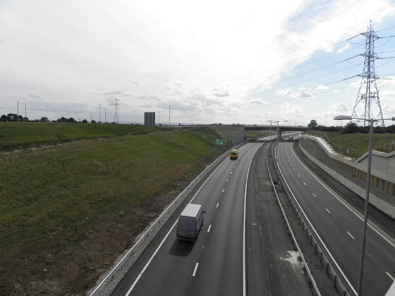 File:A13 A130 link looking south from London Road Aug 2012.JPG