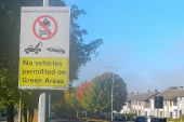 No Vehicle Permitted on Green Areas Signs at Brrokville Avenue, Clareview, Limerick on 20141012 115630 Sunday 01.JPG