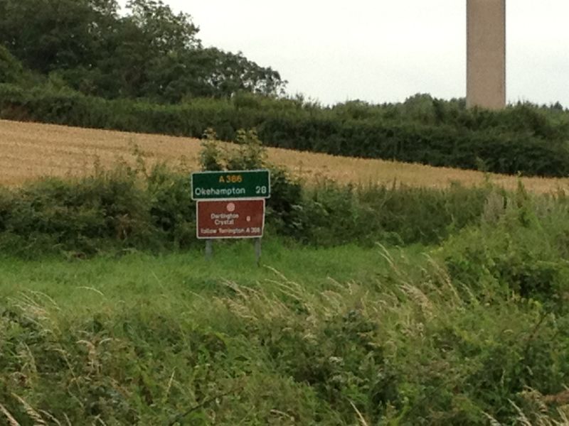 File:A386 route confirmation sign on B3233!.jpg