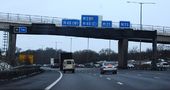 M25- 1 mile south of junction 16 - Geograph - 2449548.jpg