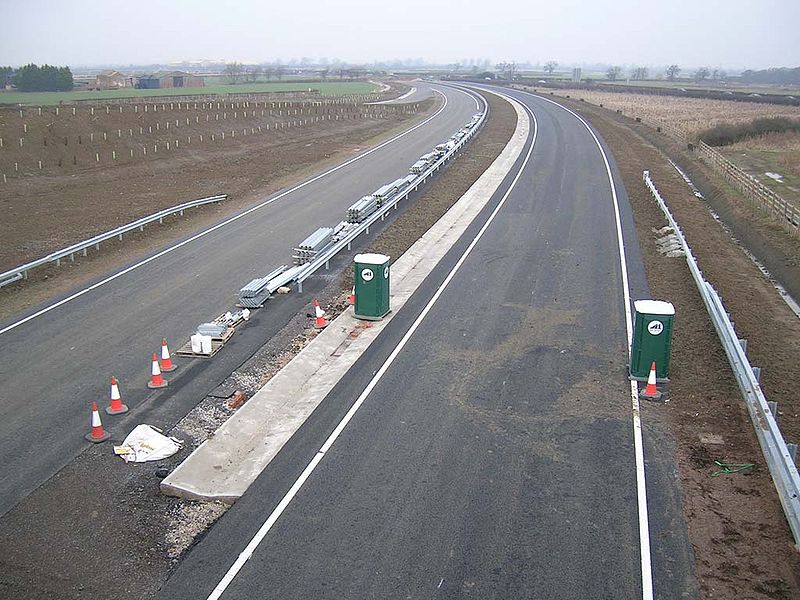 File:Gonerby Moor Improvements - New Carriageway Looking North - Coppermine - 16278.jpg