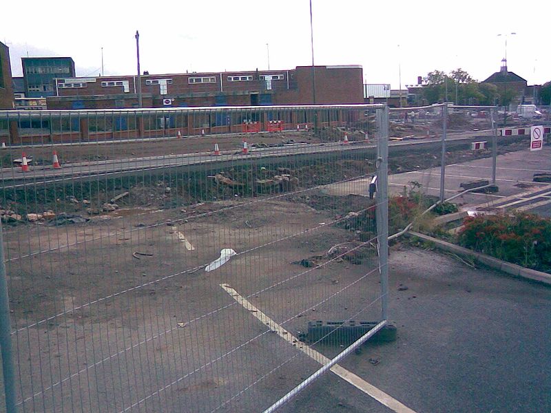 File:A38 Northfield Relief Road - Sainsbury's new entrance - Coppermine - 7872.jpg