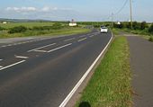 The A477 at the eastern turn for Jordanston.jpg