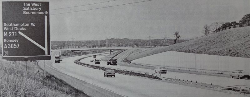 File:M27, Junction 3 in 1977.jpg