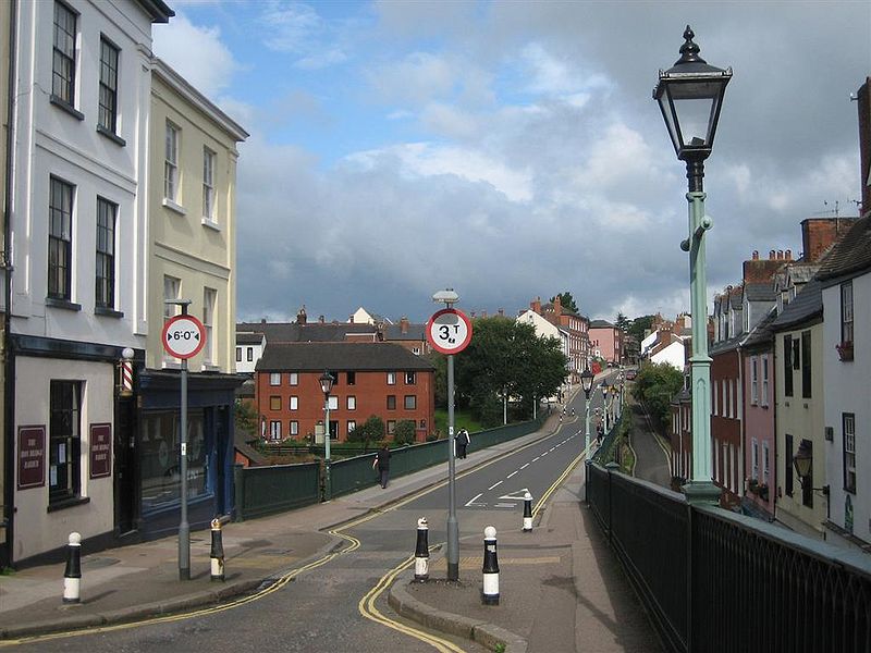 File:Iron Bridge, Exeter - Coppermine - 20007.jpg