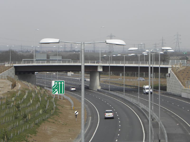 File:A13 A130 Link Road look north3 2013.JPG