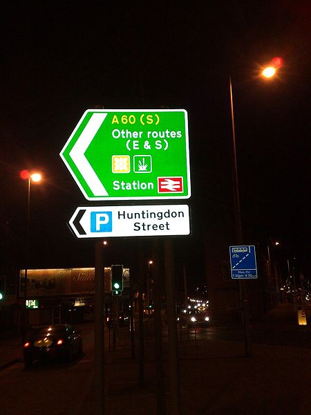 File:New signs in Nottingham - Coppermine - 21516.jpg