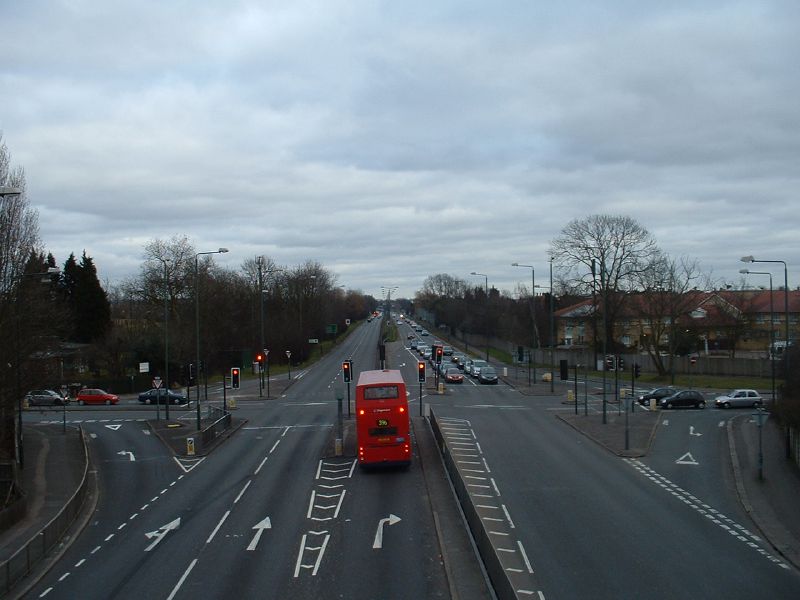 File:A12 Eastern Avenue junction with B177 look east - Coppermine5087.JPG