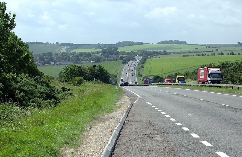 File:A34 hills Ilsley.jpg