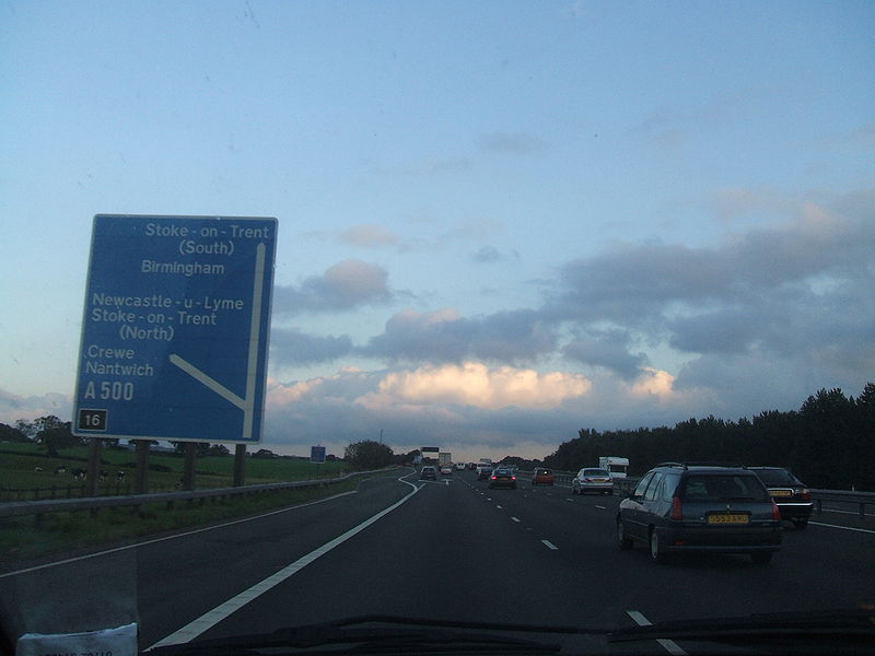 File:Another Junction 16 sign - Coppermine - 12171.JPG