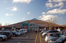 Chieveley Services - Geograph - 1652843.jpg