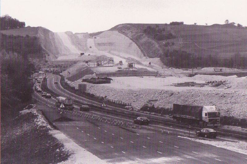 File:M3 Twyford Down construction.jpg