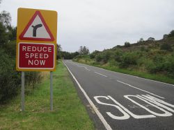 A9 Cambusavie - Junction on bend, reduce speed now.jpg