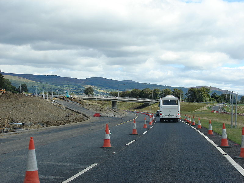 File:Northern terminus of the M1 - Coppermine - 7496.JPG