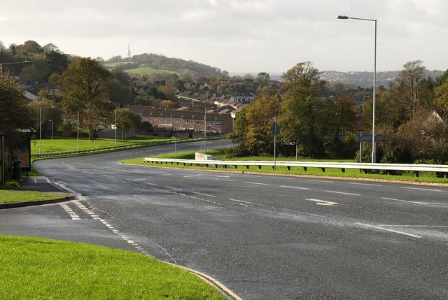 File:Glen Road, Chaddlewood - Geograph - 1576171.jpg