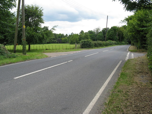 File:Road junction on the B2115 - Geograph - 1367715.jpg
