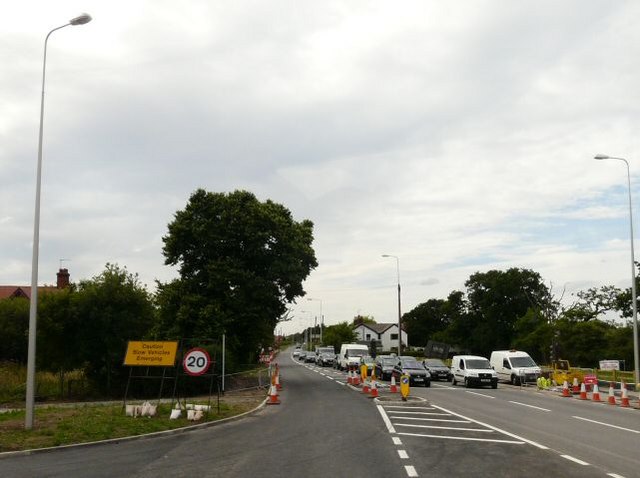 File:Parkgate Road - Geograph - 872598.jpg