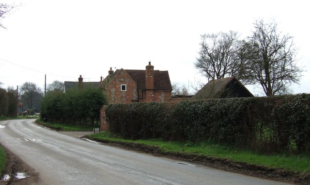 File:Cherry Tree Farm, Chartridge - Geograph - 155025.jpg