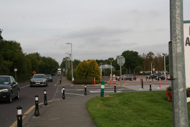 File:Entrance to Kerry Airport - Geograph - 4683386.jpg