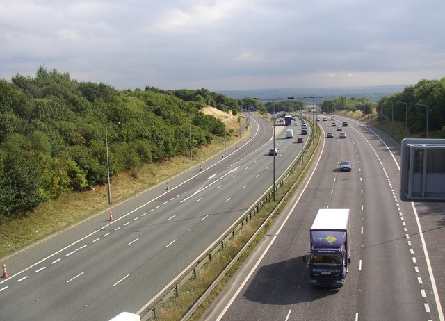 File:The M62 at Hartshead Moor, looking south into Clifton - Geograph - 221358.jpg