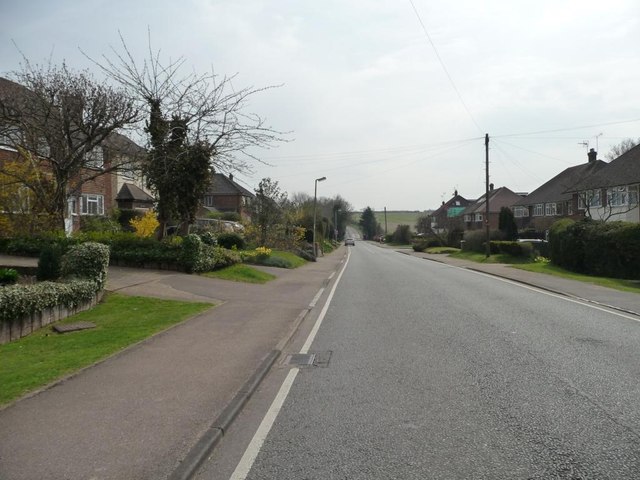 File:Blue Bridge Road, Brookmans Park - Geograph - 4431419.jpg