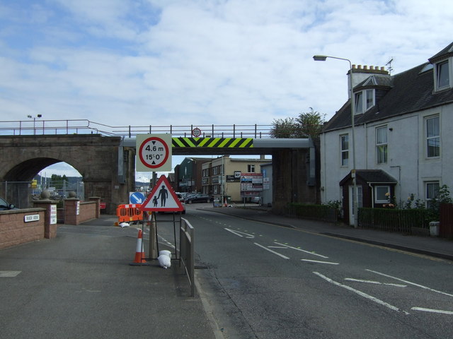 File:Railway bridge over Shore Street, Inverness - Geograph - 4091858.jpg