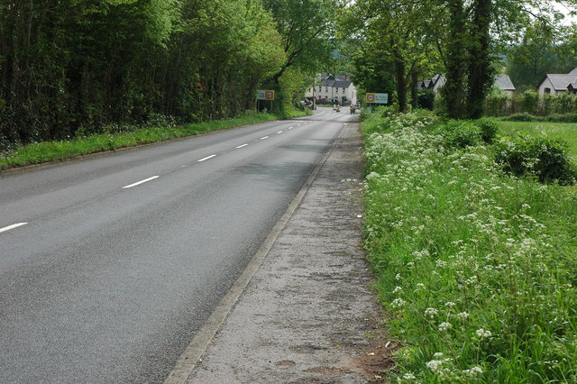 File:The A466 approaching St Arvans.jpg