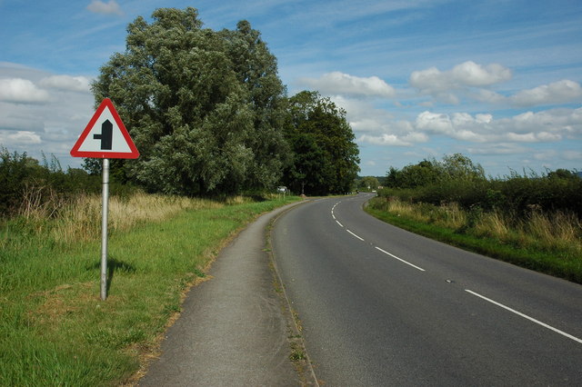 File:'s Croome turning - Geograph - 1469256.jpg