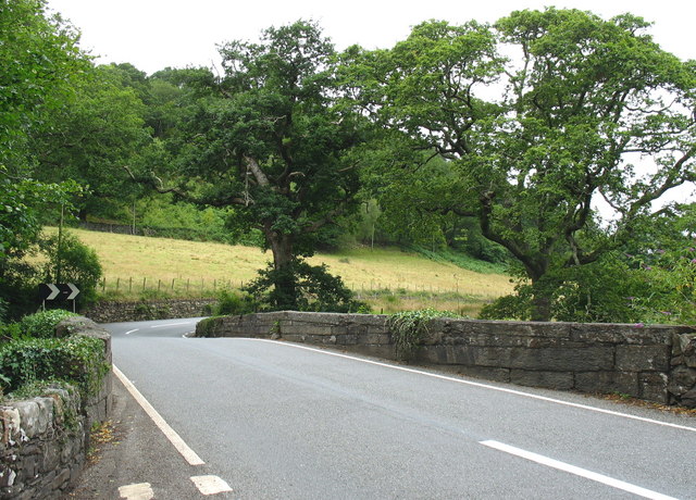 File:Pont Felinrhyd-fawr bridge on the A496.jpg