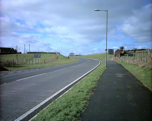 File:A497 at Afonwen. New road to Pwllheli.jpg