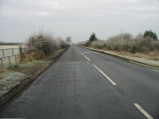 File:View along the B4696 on a frosty January morning - Geograph - 1107101.jpg