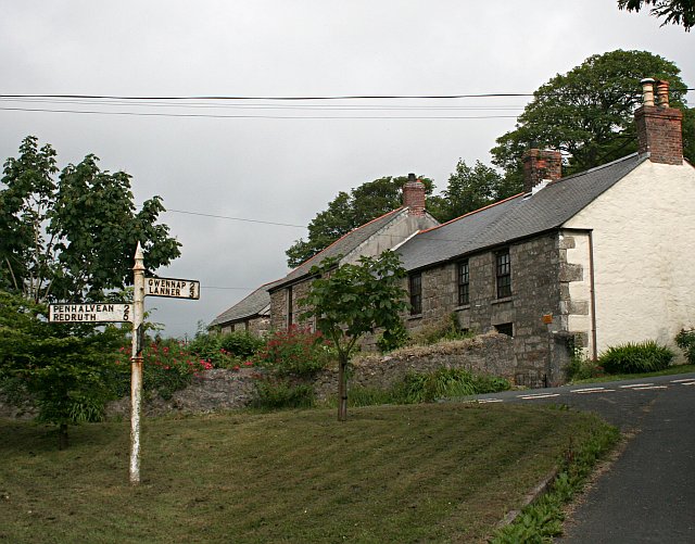 File:Houses at Seaureaugh Mill - Geograph - 193898.jpg