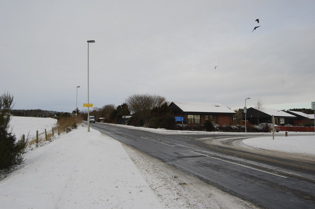 File:Junction of Kirkhill Road with the B999, Potterton - Geograph - 1627211.jpg
