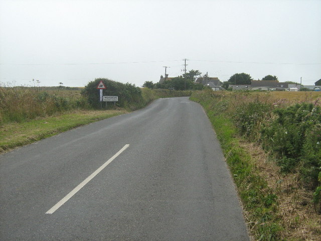 File:The road into Trevescan - Geograph - 886227.jpg