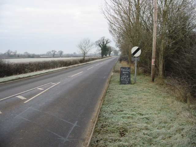 File:View along the B4696, Leigh - Geograph - 1107122.jpg