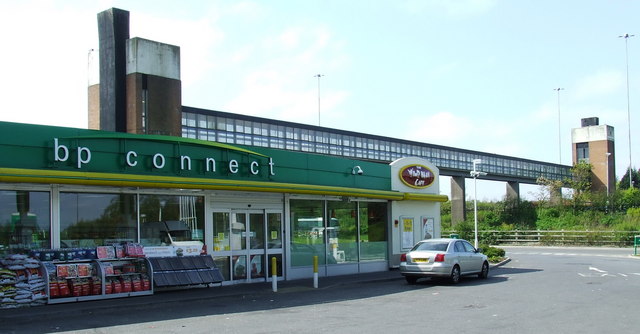 File:Harthill Motorway Services - Geograph - 426462.jpg