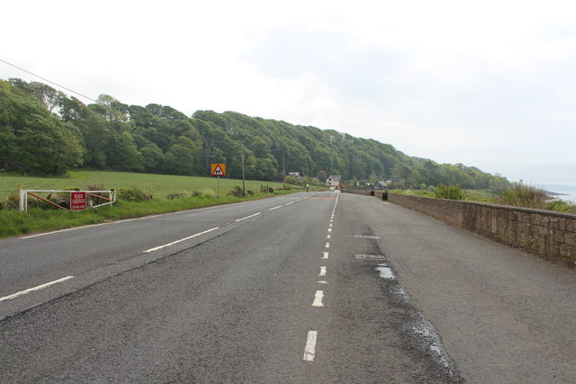 File:Road to Largs - Geograph - 3493115.jpg