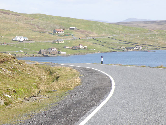 File:Towards Voe of Browland - Geograph - 1297232.jpg